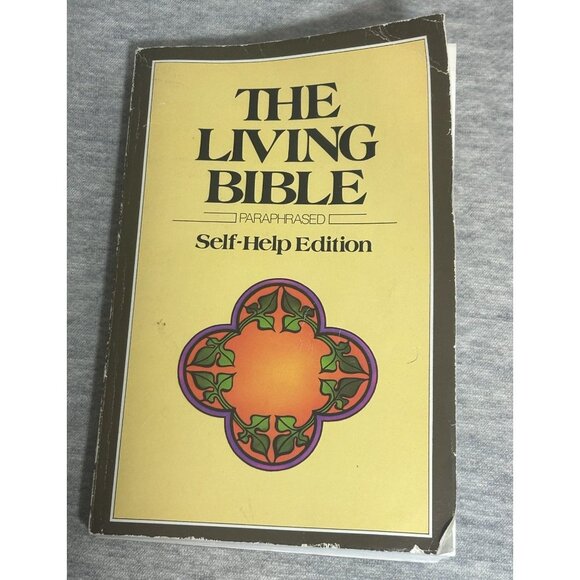 The Living Study Bible-2267 Paraphrased Self Help Ed. by Kenneth N. Taylor Paper - Picture 1 of 6